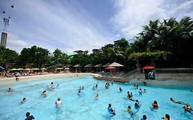 Resorts World Sentosa - Hotel Michael